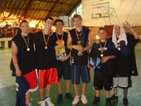 Locul I - ABOVE THE RIM